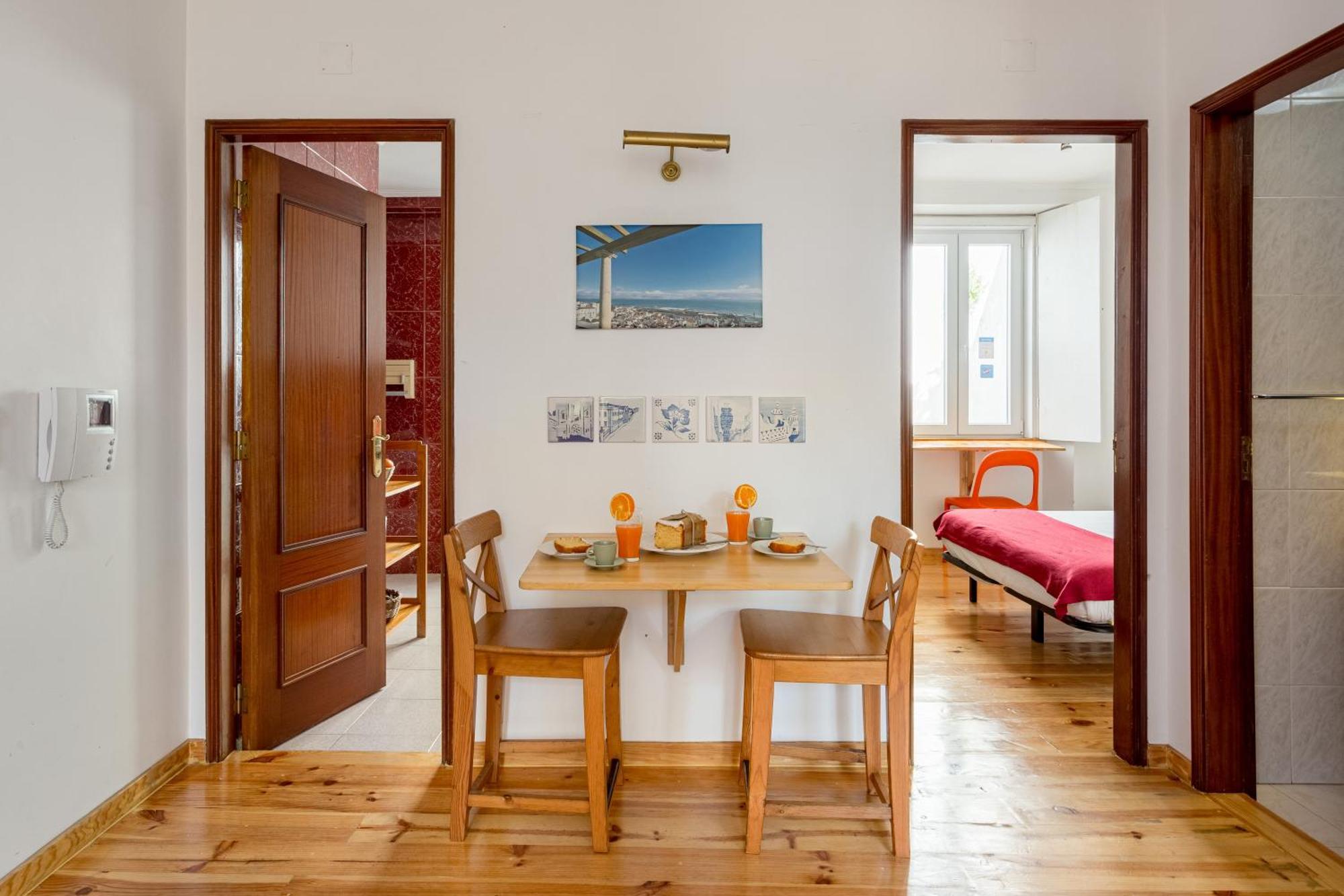 Miradouro Penha De Franca Duplex Apartment ลิสบอน ภายนอก รูปภาพ